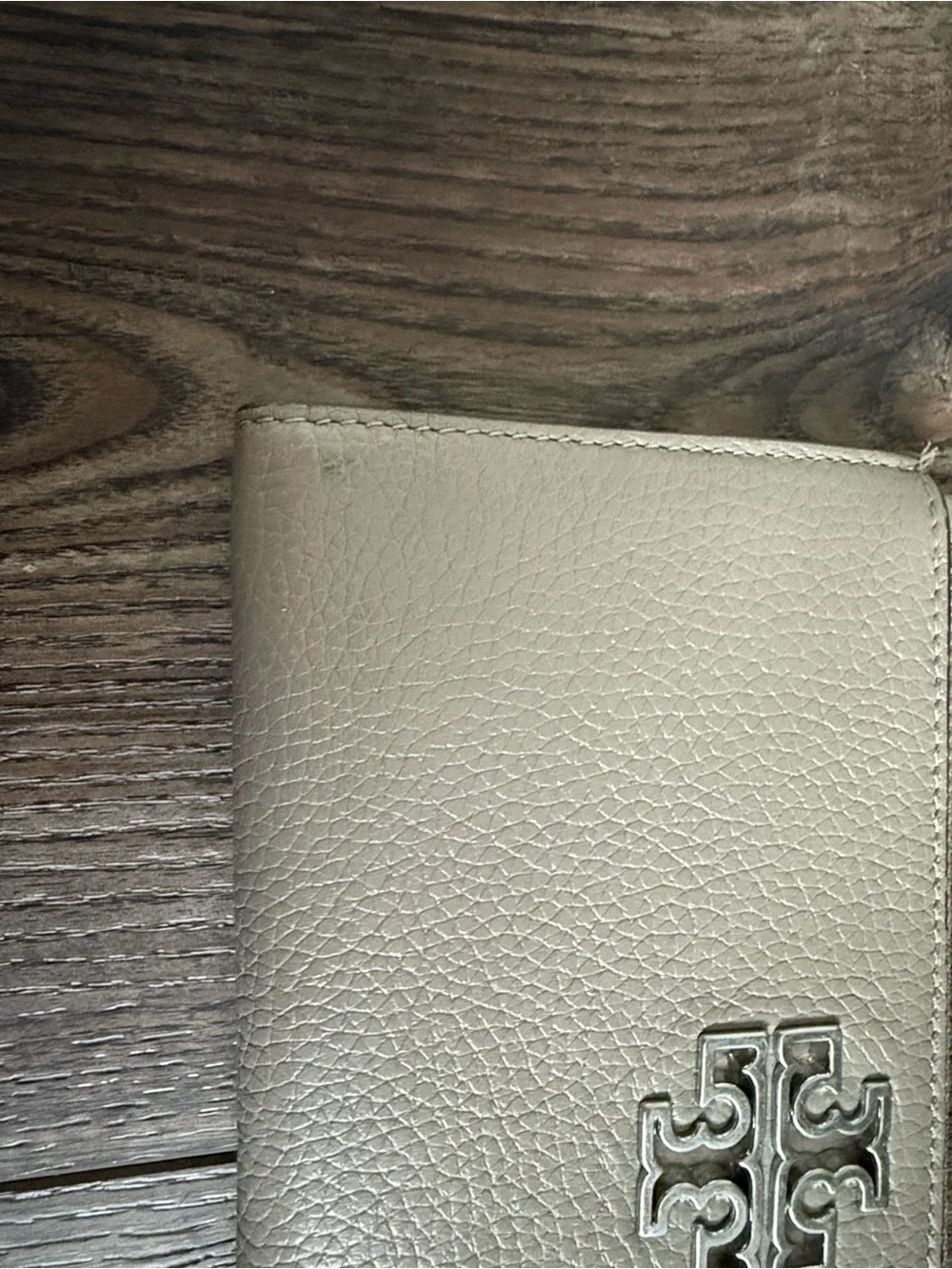 Tory Burch Pebbled Leather Zip Wallet in Taupe Gray